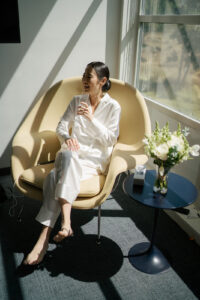 Bride relaxing before wedding