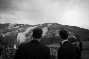 Guests at Beanos Cabin in Beaver Creek Colorado wedding